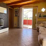 Lucia Tatil Evi *